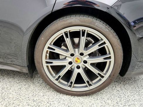 Used 2023 Porsche Panamera w/ Premium Package RWD image 9