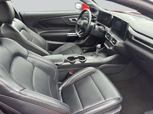 Used 2026 Ford Mustang Premium RWD image 22