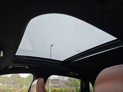 Used 2022 Lincoln Nautilus Reserve w/ Equipment Group 201A image 28