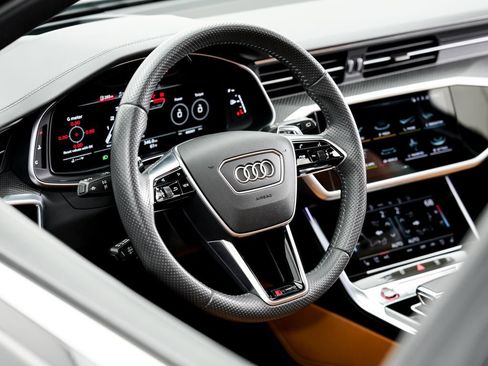 Used 2021 Audi RS 6 w/ Executive Package AWD/4WD image 9