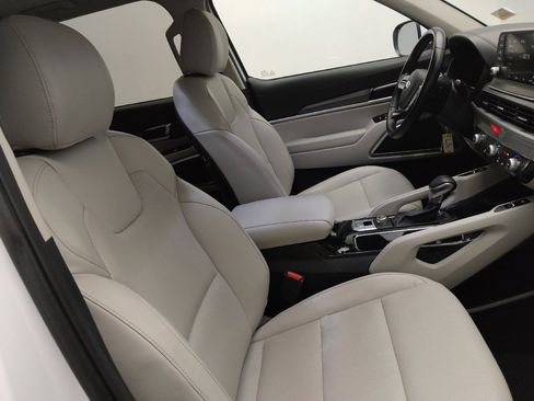 Used 2021 Kia Telluride S FWD image 21