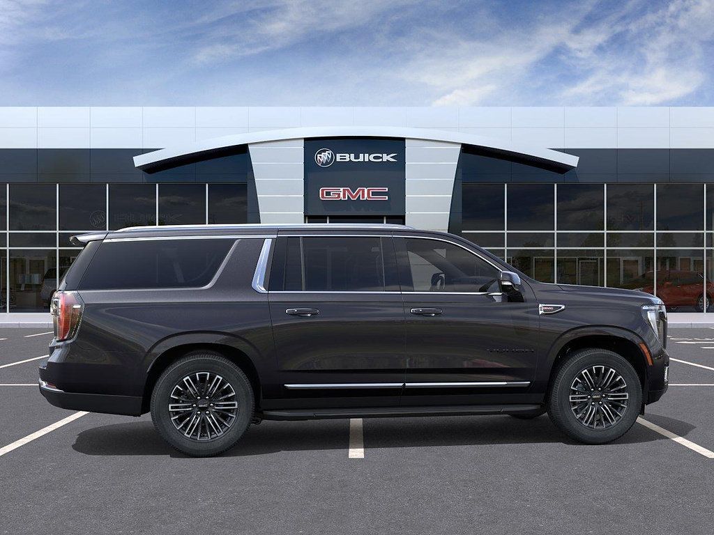 New 2026 GMC Yukon XL Elevation w/ Elevation Premium Package RWD image 5