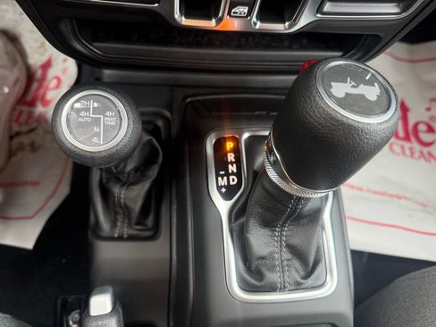 New 2025 Jeep Wrangler Unlimited Sport S 4xe w/ Convenience Group AWD/4WD image 24