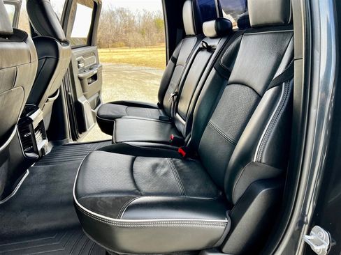 Used 2019 RAM 2500 Laramie image 28