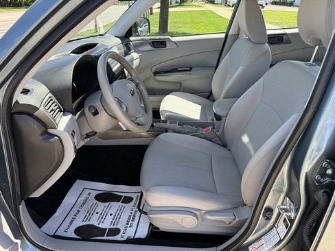 Used 2011 Subaru Forester 2.5X w/ Alloy Wheel Value Pkg AWD/4WD image 9