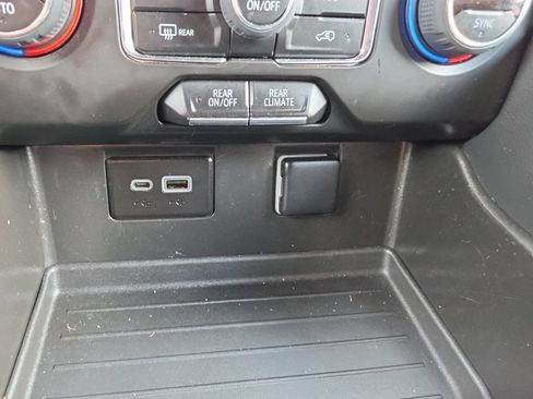 Certified 2023 Chevrolet Suburban LS AWD/4WD image 19