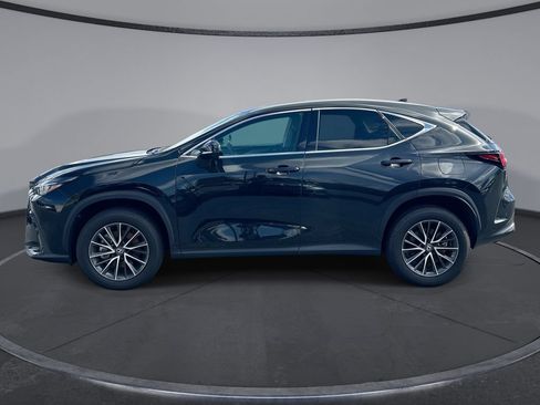 Used 2024 Lexus NX 250 FWD w/ Towing Package (2000 Lbs) image 5
