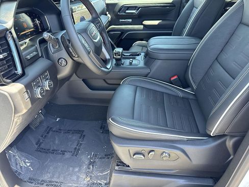 New 2026 GMC Sierra 1500 AT4X w/ LPO, Black Badging Package AWD/4WD image 21