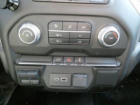 Certified 2023 GMC Sierra 2500 Pro w/ Gooseneck/5TH Wheel Package image 24