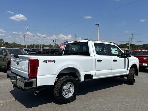 New 2026 Ford F250 XL w/ XL Off-Road Package image 9