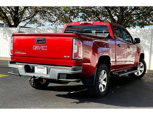 Used 2015 GMC Canyon SLE AWD/4WD image 15