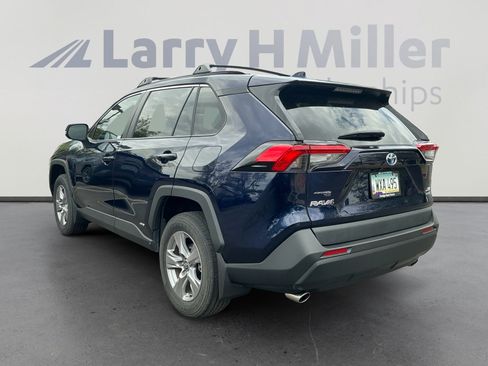 Used 2024 Toyota RAV4 XLE w/ Convenience Package AWD/4WD image 3