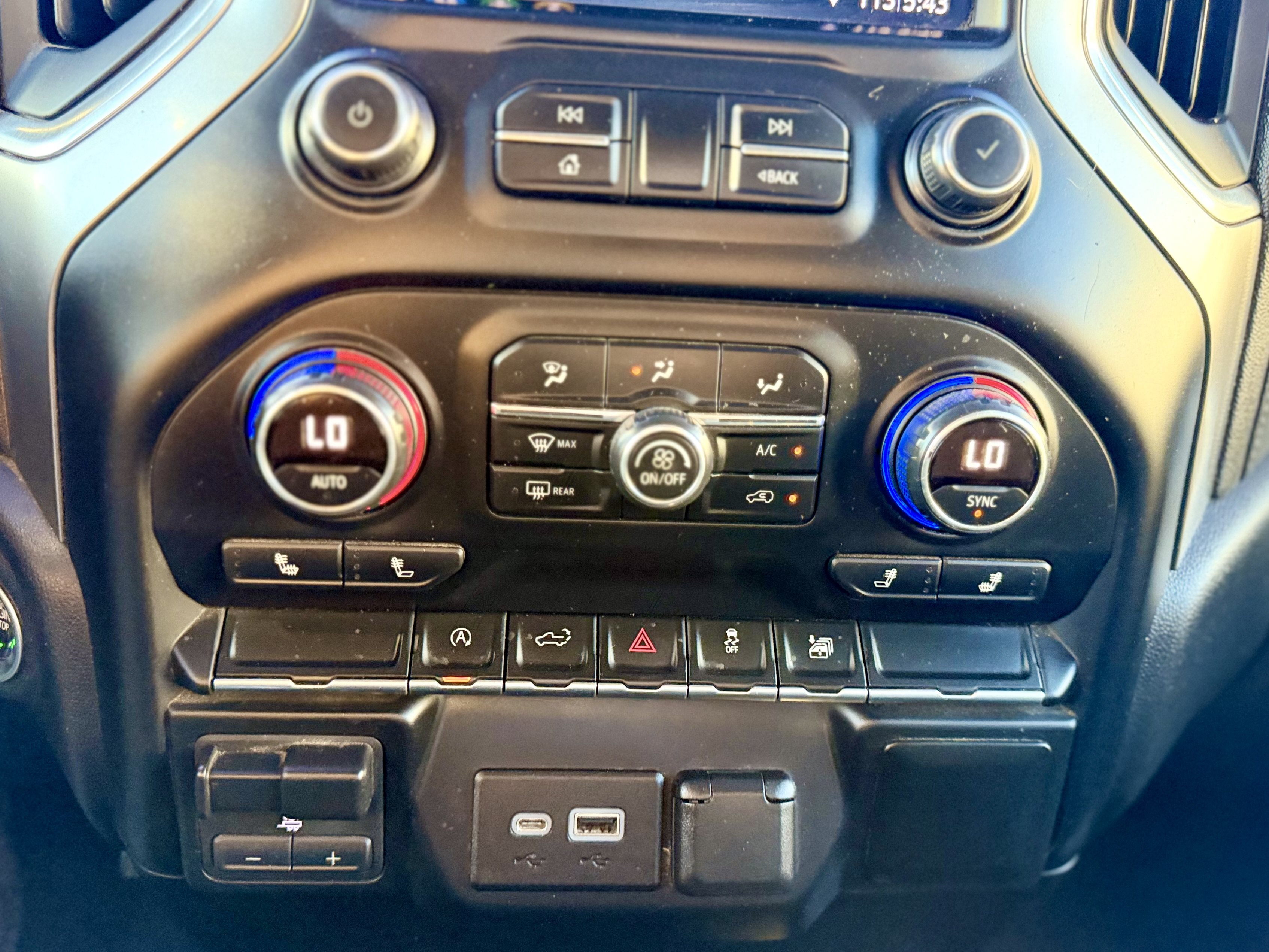 Used 2019 Chevrolet Silverado 1500 LT w/ All-Star Edition RWD image 30