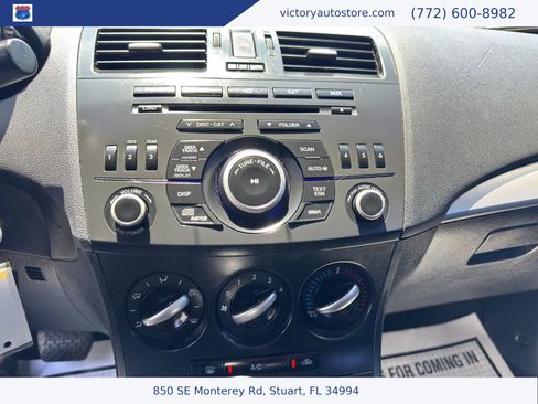 Used 2013 MAZDA MAZDA3 i Sport FWD image 22