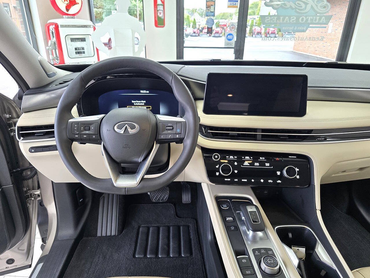 Used 2024 INFINITI QX60 Luxe w/ Performance Audio Package AWD/4WD image 33