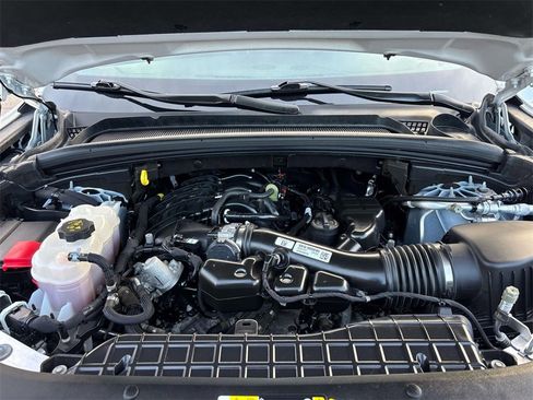 Used 2023 Jeep Grand Cherokee Altitude image 10