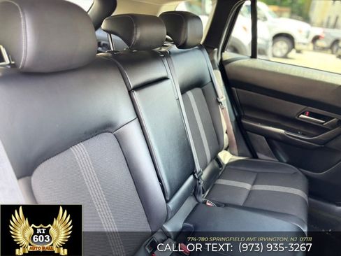 Used 2024 MAZDA CX-50 AWD 2.5 S w/ Preferred Package image 12