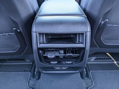 New 2025 Jeep Grand Cherokee Laredo image 35