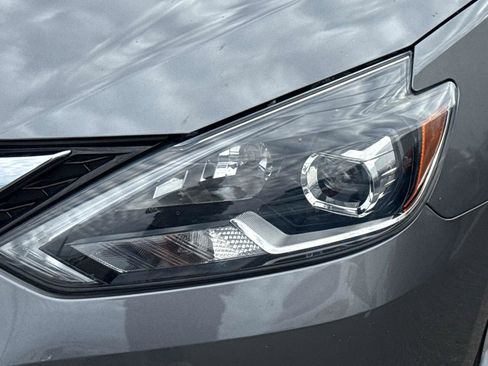 Used 2019 Nissan Sentra SL image 10