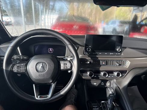Used 2023 Acura Integra A-Spec image 9