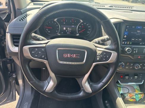 Used 2019 GMC Terrain Denali w/ Advanced Safety Package AWD/4WD image 8