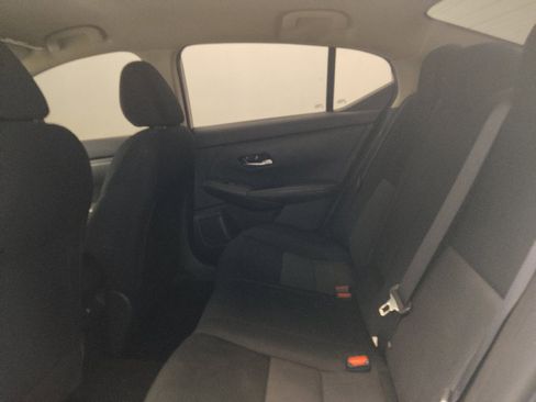 Used 2022 Nissan Sentra SV FWD image 18
