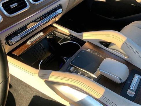 Certified 2022 Mercedes-Benz GLS 450 4MATIC image 13