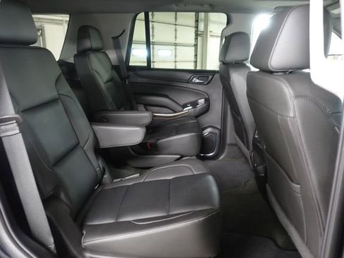 Used 2018 Chevrolet Tahoe LT w/ LT Signature Package AWD/4WD image 31