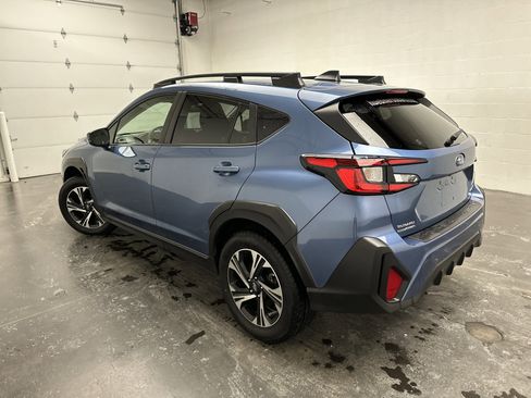 Used 2024 Subaru Crosstrek 2.0i Premium image 6