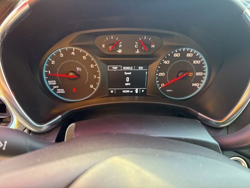 Used 2018 Chevrolet Equinox LT image 21