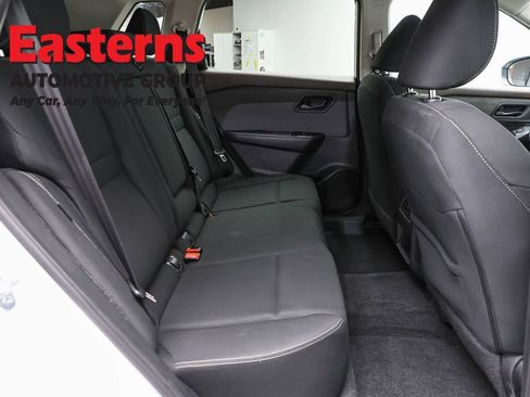 Used 2023 Nissan Rogue S AWD/4WD image 24