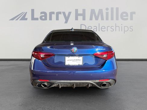 Used 2019 Alfa Romeo Giulia Ti Sport w/ Quick Order Package 22U Sport image 4