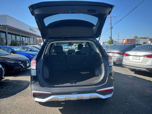 Used 2025 Kia Sportage LX FWD image 30
