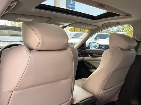 Used 2021 Honda Accord EX-L image 9