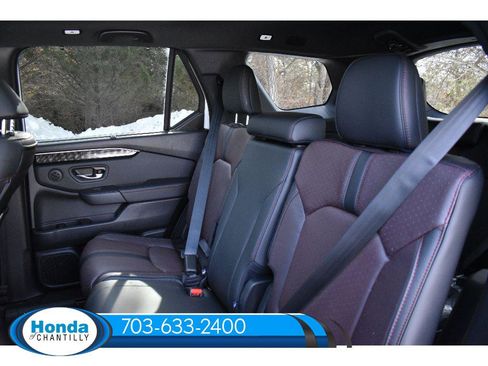 New 2025 Honda Pilot Black Edition image 31
