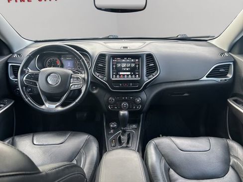 Used 2021 Jeep Cherokee Latitude Lux w/ Comfort/Convenience Group image 16