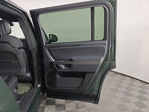 Used 2024 Rivian R1S Adventure AWD/4WD image 19
