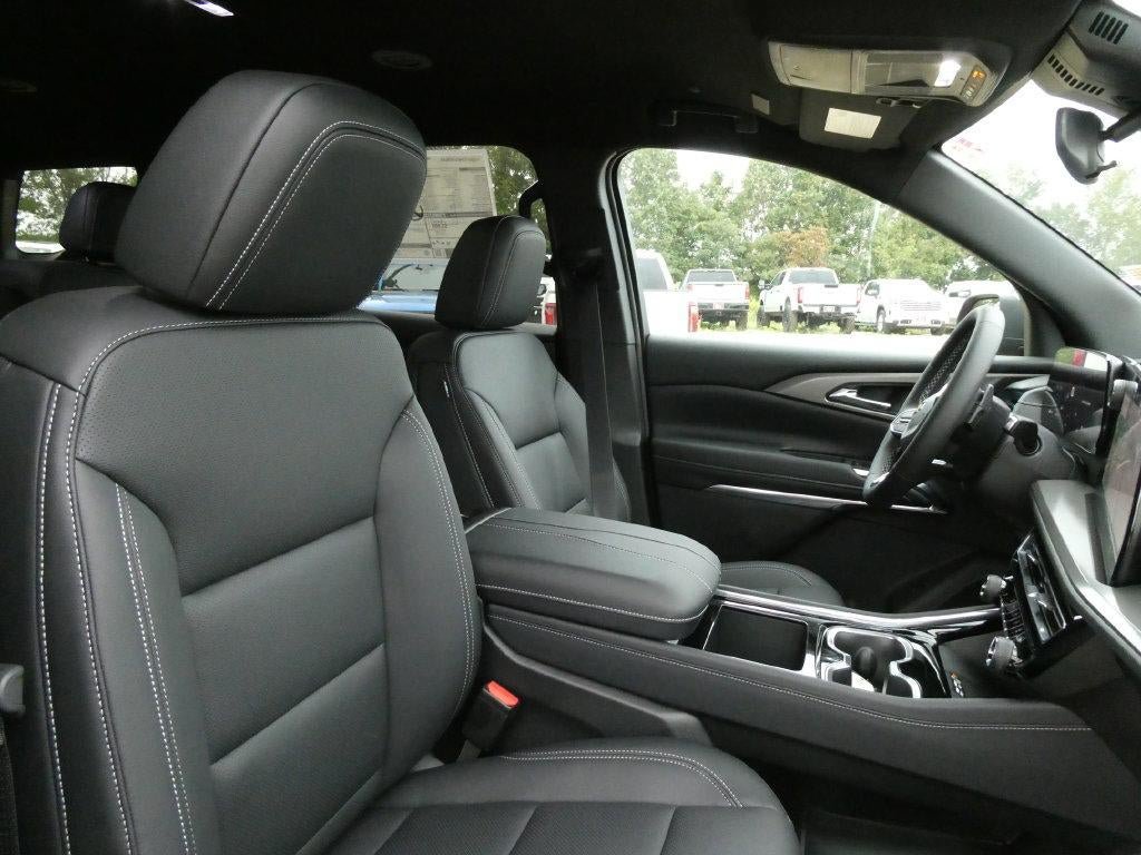 New 2027 Chevrolet Traverse LT AWD/4WD image 10