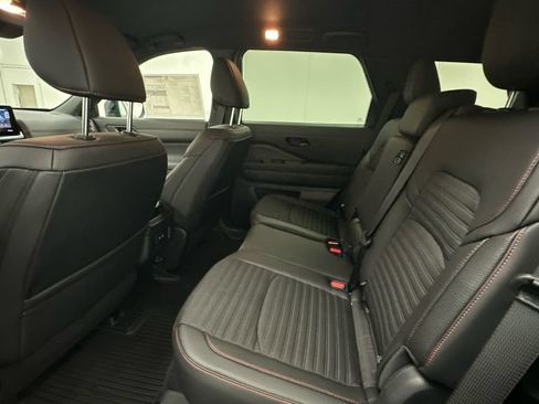 New 2026 Nissan Pathfinder Rock Creek AWD/4WD image 10