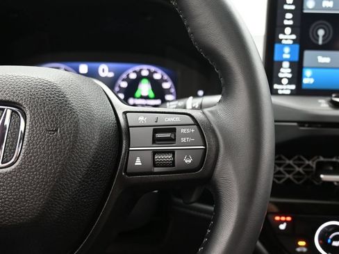 Used 2025 Honda Accord Sport image 45
