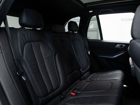 Used 2019 BMW X5 xDrive40i w/ Convenience Package image 23