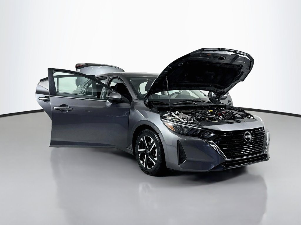 Used 2025 Nissan Sentra SV FWD image 18