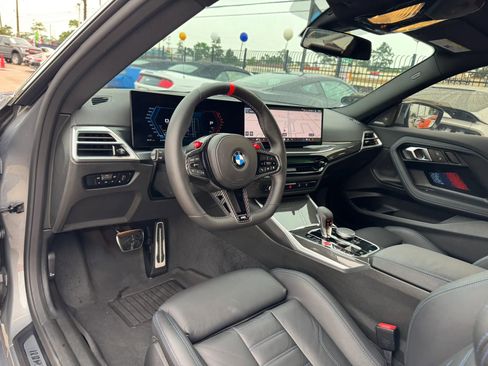 Used 2025 BMW M2 w/ Lighting Package RWD image 21