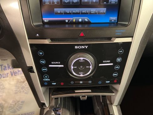 Used 2015 Ford Explorer Limited w/ Equipment Group 302A image 14