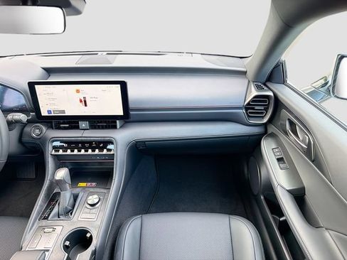 New 2026 Lexus IS 350 F Sport RWD image 17