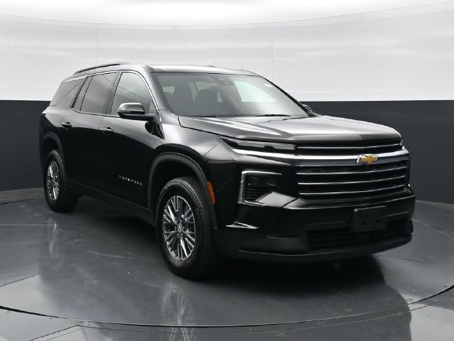 Used 2025 Chevrolet Traverse LT AWD/4WD image 4
