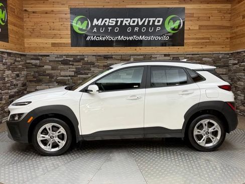 Certified 2023 Hyundai Kona SEL AWD/4WD image 6
