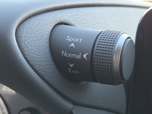 Used 2025 Lexus ES 350 Ultra Luxury FWD image 18