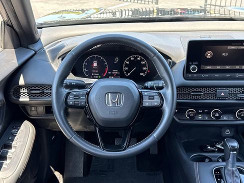 Used 2023 Honda HR-V Sport image 24