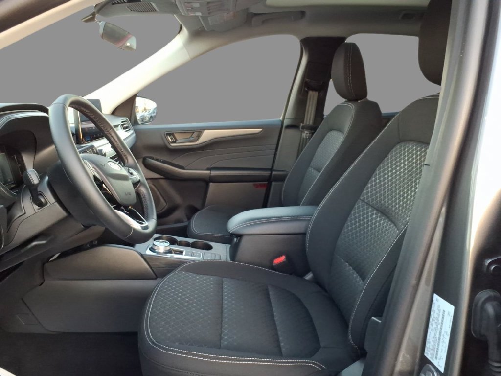 New 2025 Ford Escape Active w/ Cold Weather Package AWD/4WD image 20
